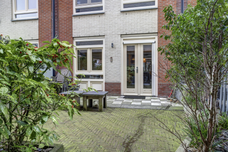 Jeudje 9, Hoorn