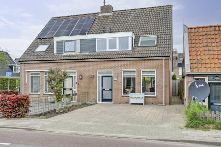 Oosterblokker 106, Oosterblokker