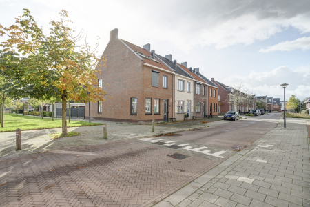 Lage hoek 44, Zwaag