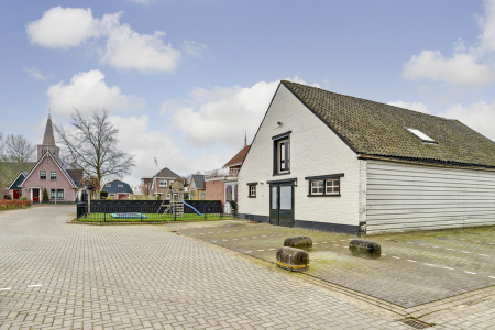 Dorpsstraat 111, Zwaag