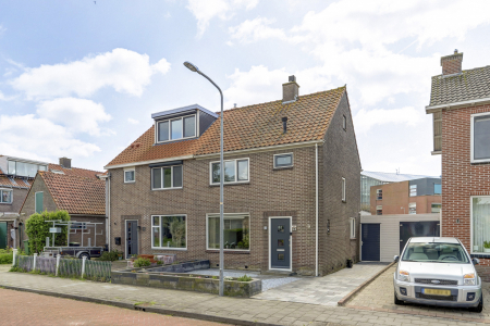 Jan Ooms Pieterzoonstraat 18, Scharwoude