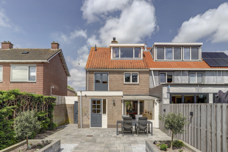 Jan Ooms Pieterzoonstraat 18, Scharwoude