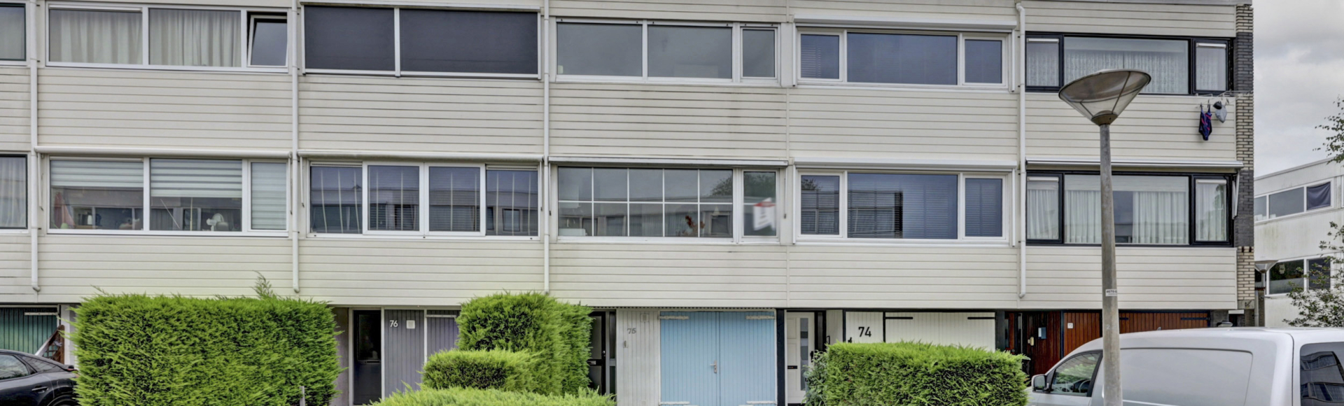 Volder 75, Hoorn