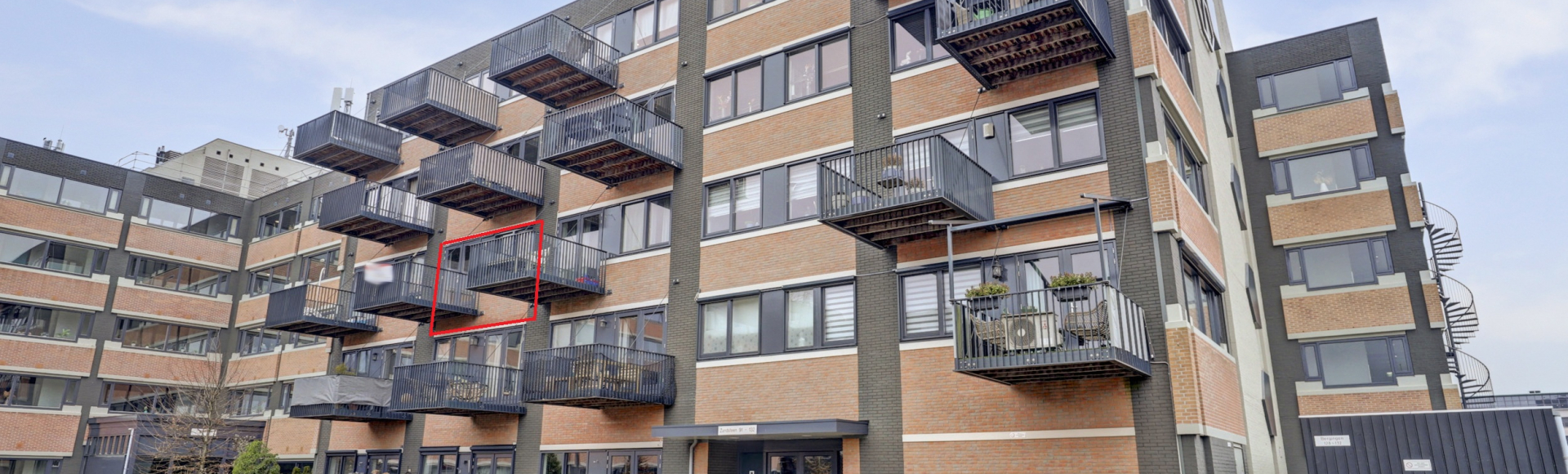 Zandsteen 110, Hoorn 